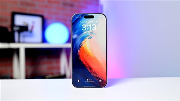 最梦幻的苹果手机！iPhone将迈入全面屏时代：史无前例